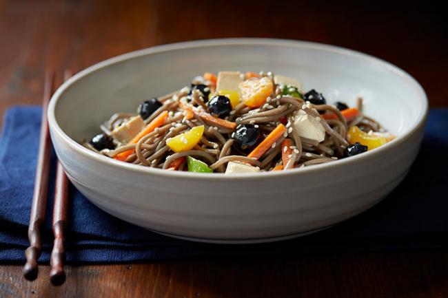 Soba Noodle Salad with Blueberries